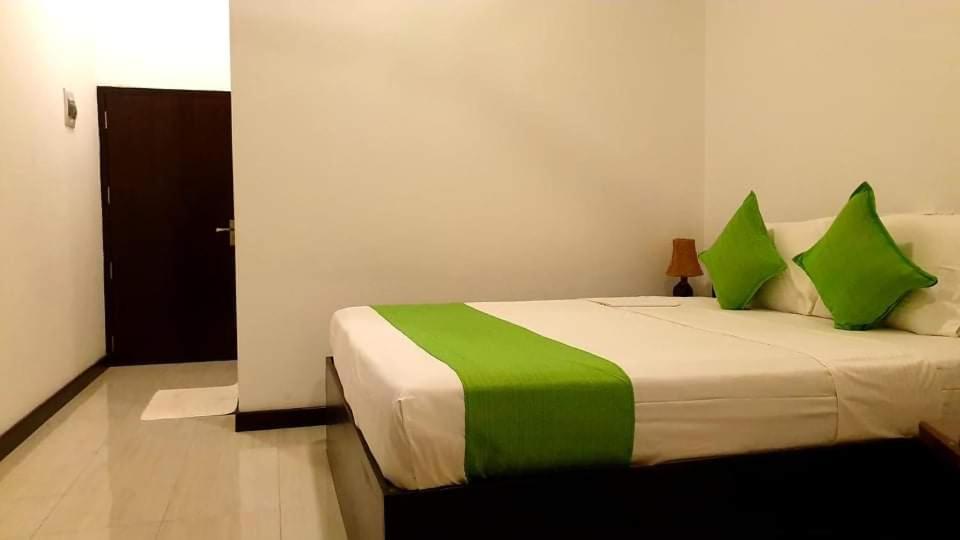 Kithula Boutique Hotel Hikkaduwa Exterior photo